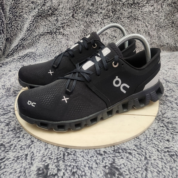 On Cloud X 3 Running Shoes Black Women's Size 9 - Picture 4 of 9